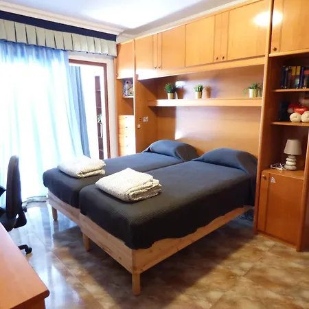 Casa Adora Mit 3 Schlafzimmern, Garten Und Meerblick Villa *